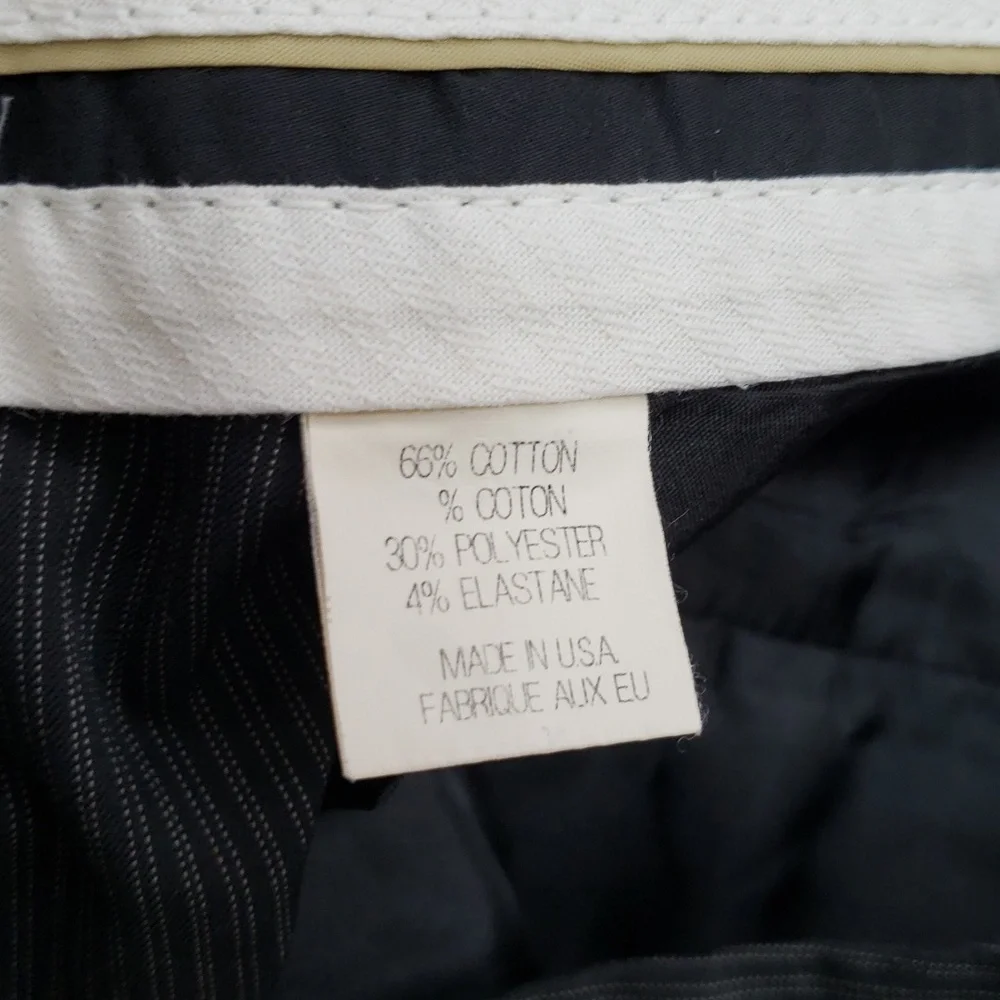 Vintage Theory Black Pinstripe Bermuda Length Dress Shorts, Size 8
